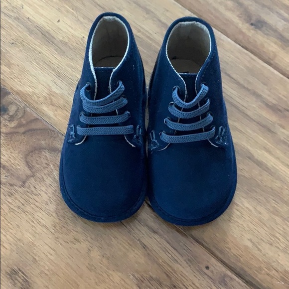 Reaction Kenneth Cole crib shoes- boys - Picture 1 of 3